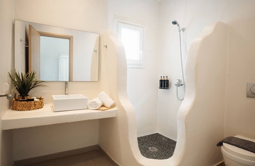 Tourlos House | With-inn Mykonos Suites