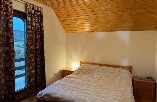 Razvrsje Ski Chalet | Wolf Chalet