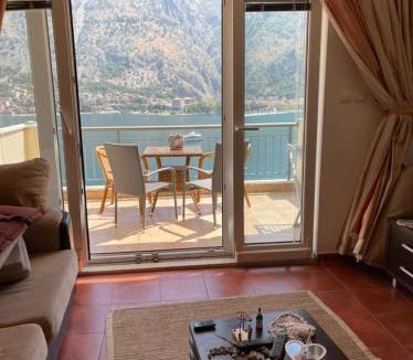 Muo Apartment | Wonderful 2 bedroom With Beautiful Views apartments in Kotor Vista