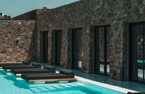 Ftelia Villa | Wonderful Mykonos Villa | Villa Rohfa | 5 Bedrooms | Unique Aegean Sea Views |.