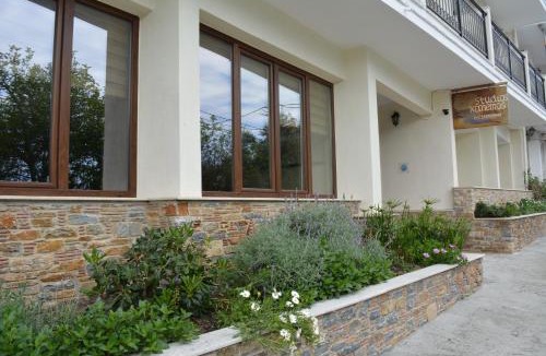 Skiathos Town Apartment | Xanemos Port Xanemos Studios