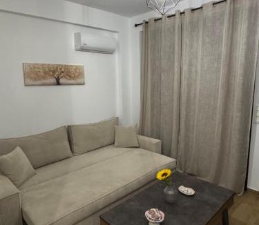 Paralia Ofryniou House | Xenia's Resorts