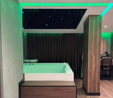 Kashar Hotel | Xhasen Hotel & Café