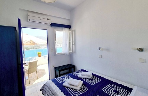Katapola Apartment | Xylokeratidi Sea View Double Room