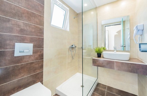 Agrilia Hotel | Yakinthos Hotel