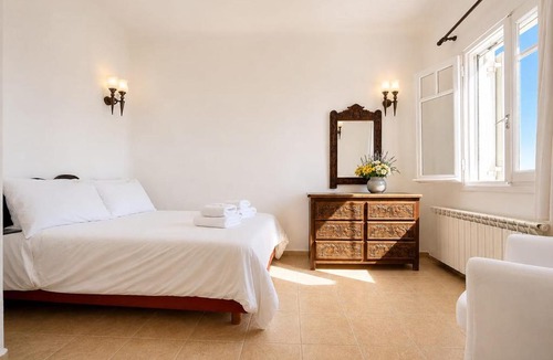 Panormos Hotel | Yakinthos Suites