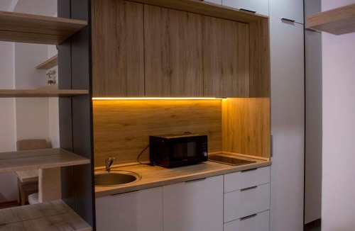 Tomicici Apartment | Yellow Studio Retreat Tivat