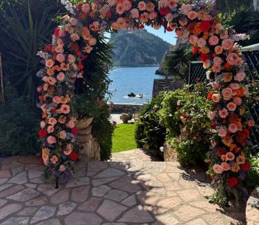 Lakones Villa | Yiannis Seafront Villa Paleokastritsa