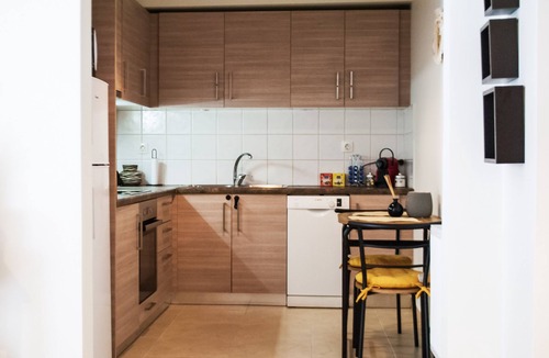 Athens Apartment | Your Athenian Hideaway: Cozy Apartment in the City Center