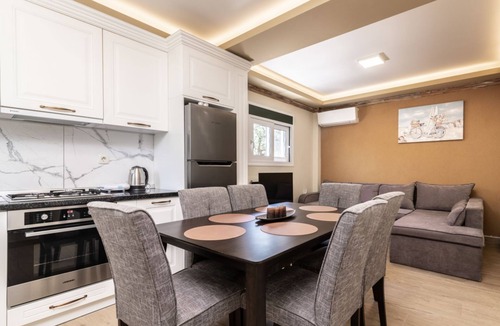 Mouzaki House | Zamor Family Villa 2!
