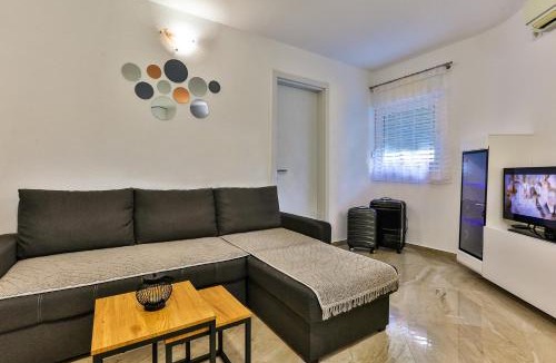 Rozino Apartment | Zara Apartment
