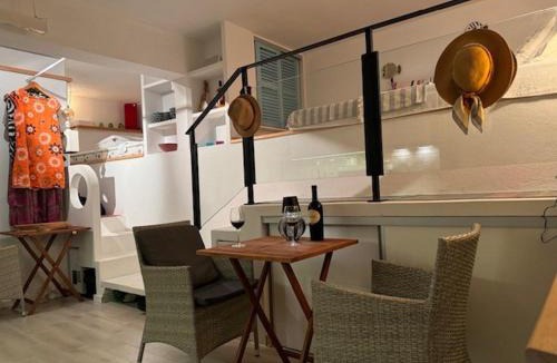 Igalo Apartment | Zazenda House