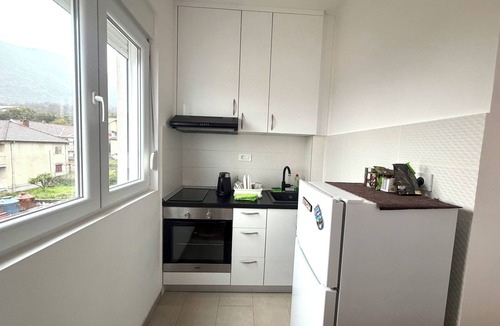 Bijela Apartment | Zenith Apartment - Beach & Private Parking