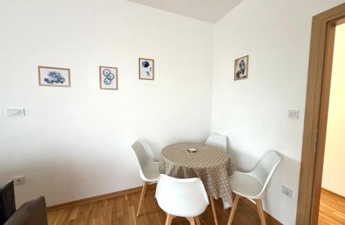 Bijela Apartment | Zenith Apartment - Herceg Novi & Beach & Private Parking