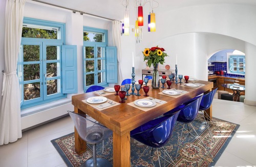 Kamari Villa | Zephyros Luxury Suite by Fantasia Villas