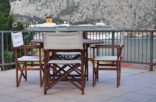 Skaljari Villa | Zlatna Guest House
