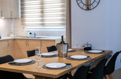 Heraklion Apartment | Zoelgrek Luxury Suite 2 Apartment with Shared Terrace, Wi-Fi & Air Conditioning