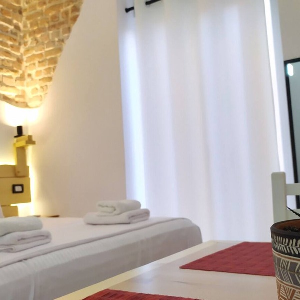 A-1 · Cosy Modern Studio With Balcony in Blloku