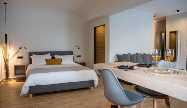 Τzegia Suites in Galissas