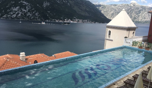 2 bedroom apartment with private beach and swimming pool in Kotor Bay