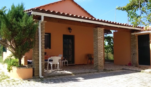 2 Cosy Apartments X 4-5 people on the beach in Corfu
