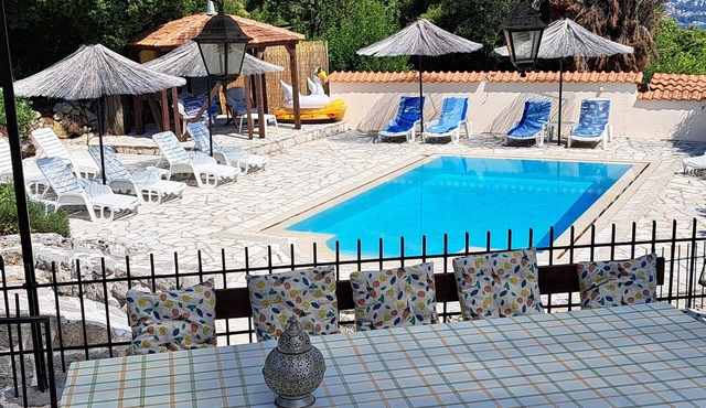 6 bedroom Mediteranean Stone Villa with private pool, sea and mountain views