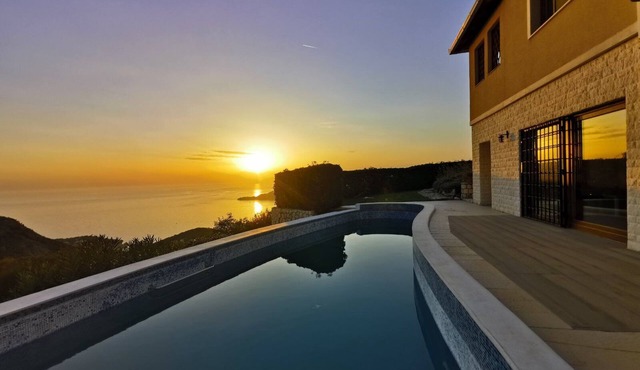 650m2 Villa in Provence style with Postcard View over Adriatic Sea