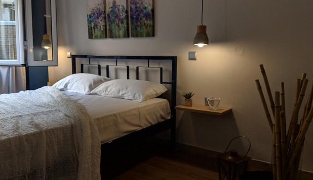 73sq Apt near Athens and Piraeus port with backyard