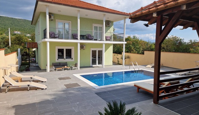 A 4-bedroom villa with private pool, located in quiet countryside, 2 km from sea