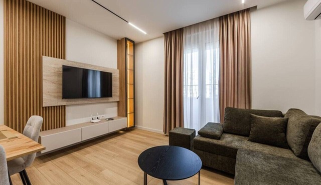 A&H Azure Apartaments | 2BR by PikHost