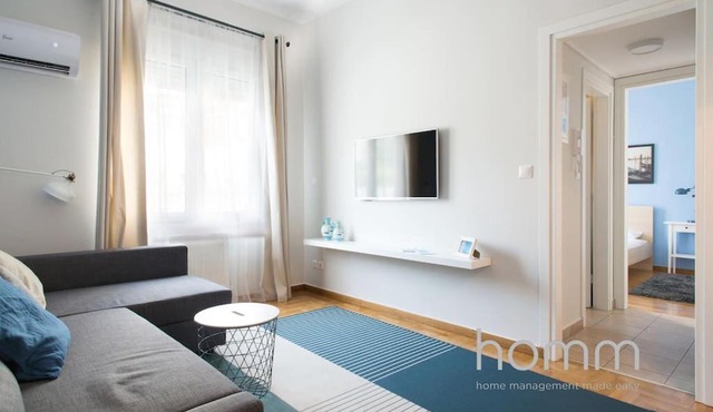 Acropolis cozy blue flat in Athens