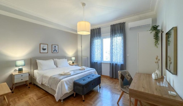 Acropolis view 4 bedroom flat