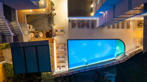 ADMIRO Hotel