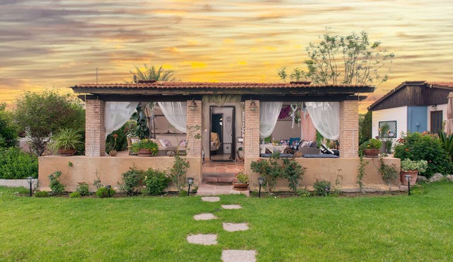 Aelia Sea View Bungalow