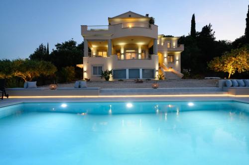Aeras Luxury Villa