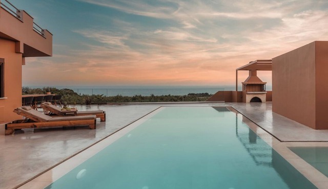 Aerope Seaview Villa, a Family Retreat in Ierapetra