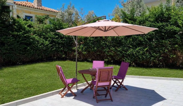 Aithra Garden House - Modern Stay near Mycenae