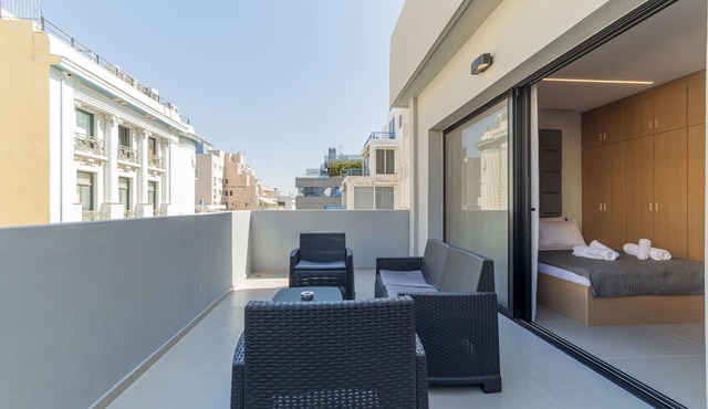 AKVA Property - The Piraeus Collection