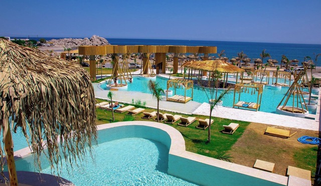 Alia Luxury Suites and Spa