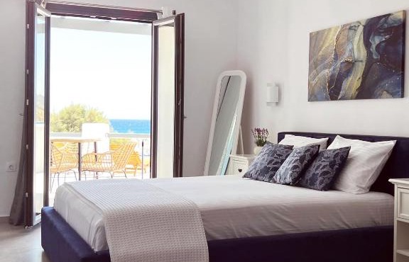 All Blue Suites