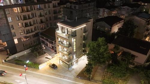 Alpesa Apartments in Budva