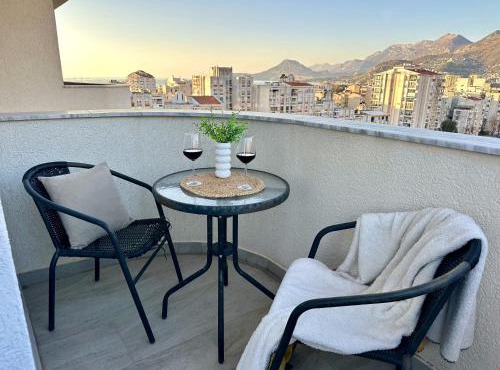 Alula Apartments "1" in Bar
