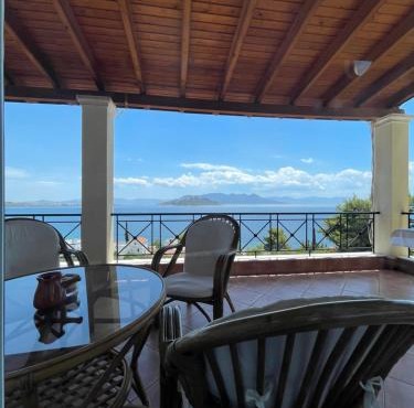 Amazing view family house!