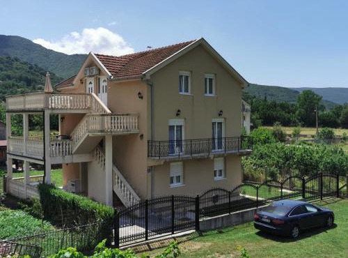 Ana apartmani Zelenika