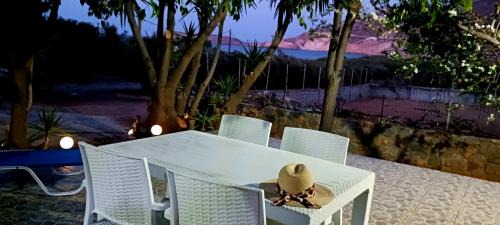 Analypsi's Sunrise in Sitia