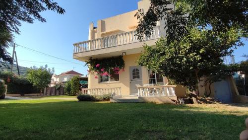 Andri's Garden House in Psinthos