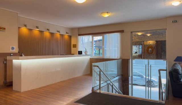 Anemoni Piraeus Hotel