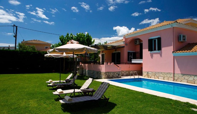 Anthemis Luxury Villas
