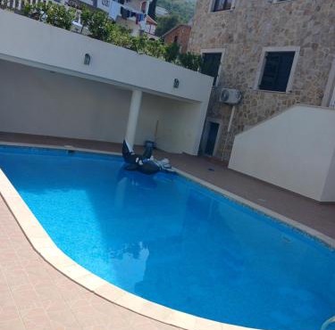 Apartman green home (pool)