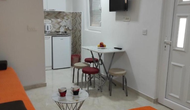 Apartmani CECA 012 Sutomore